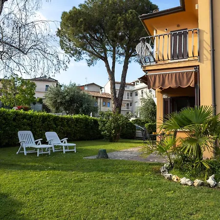 Lilly House Garden Apartmán Moniga del Garda